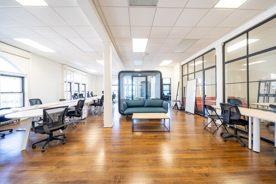 1 Newark St, Hoboken, NJ à louer - Photo intérieure – Image 2 sur 18