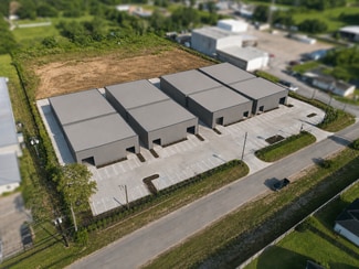 Plus de détails pour 920 S Persimmon St, Tomball, TX - Industriel/Logistique à vendre