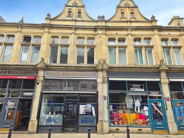 11 Corporation St, Dewsbury à louer - Photo de l’immeuble – Image 1 sur 8