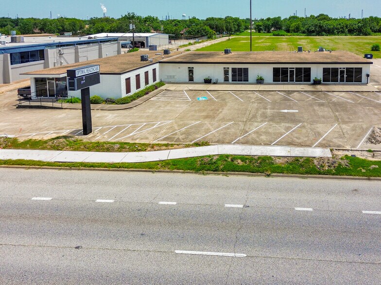 2701-2709 Palmer Hwy, Texas City, TX à vendre - Photo de l’immeuble – Image 3 sur 16