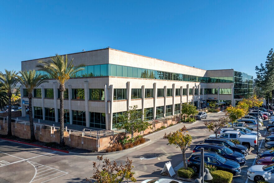 17140 Bernardo Center Dr, San Diego, CA à louer - Photo de l’immeuble – Image 1 sur 36