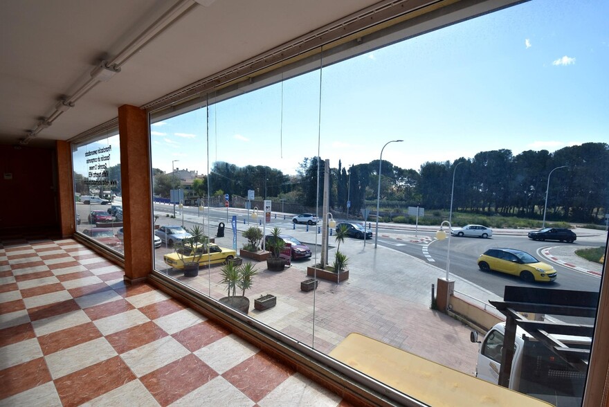 View Photo