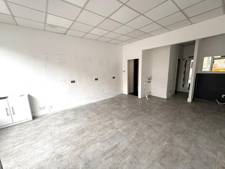 554 Gorgie Rd, Edinburgh à louer - Photo de l’immeuble – Image 3 sur 12