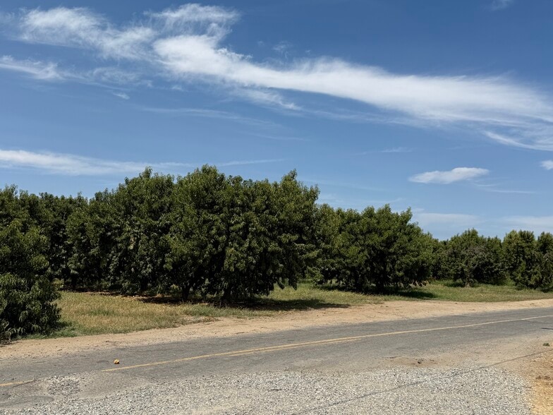5820 Yosemite Blvd, Modesto, CA à vendre - Autre – Image 2 sur 19
