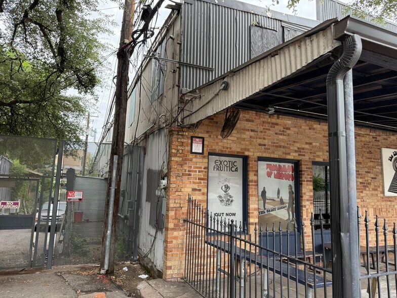 701-713 Red River St, Austin, TX à vendre - Photo de l’immeuble – Image 2 sur 34