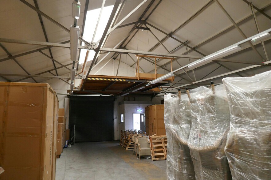 Unit 47 Hillgrove Business Park, Nazeing Road Road, Nazeing à louer - Photo intérieure – Image 3 sur 9