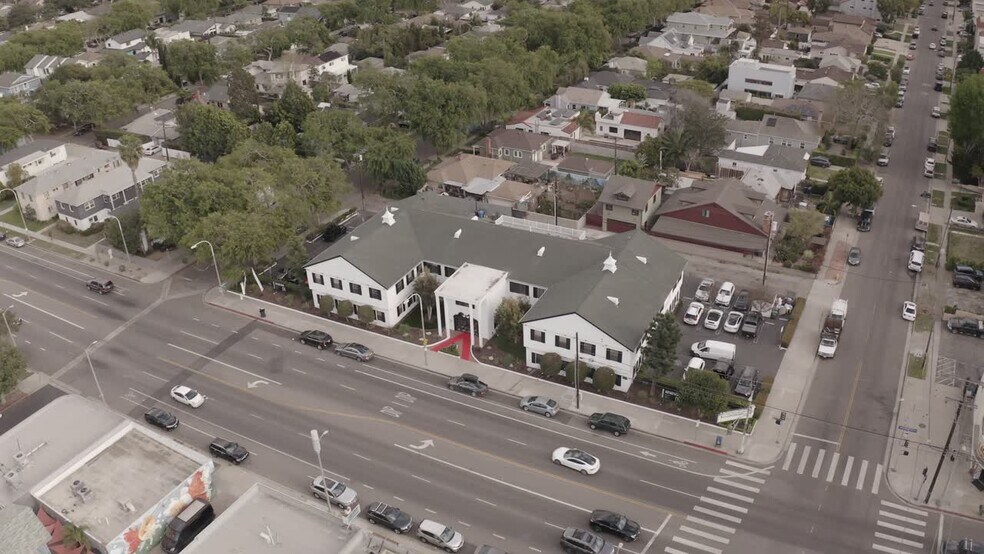 11600-11610 Washington Pl, Culver City, CA à louer - Vidéo sur l’annonce professionnelle – Image 2 sur 31