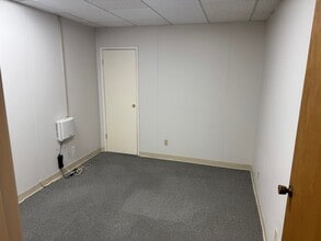 450 Rosewood Ave, Camarillo, CA à louer Photo intérieure– Image 1 sur 3