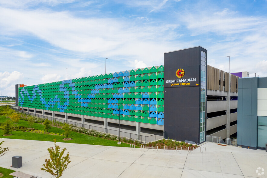 555 Rexdale Blvd, Toronto, ON à louer - Photo de l’immeuble – Image 3 sur 5