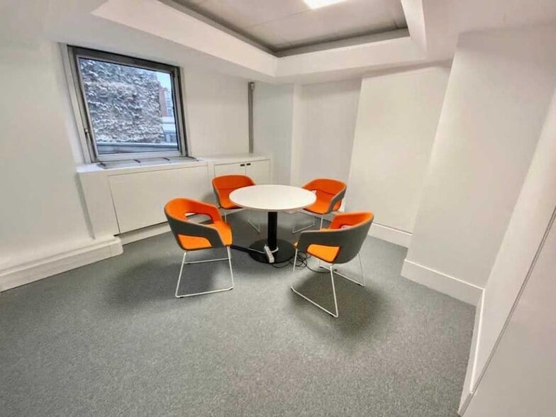 37 Rue De Lyon, Paris à louer - Photo intérieure – Image 3 sur 5