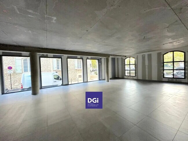 Plus de détails pour Bureau à louer