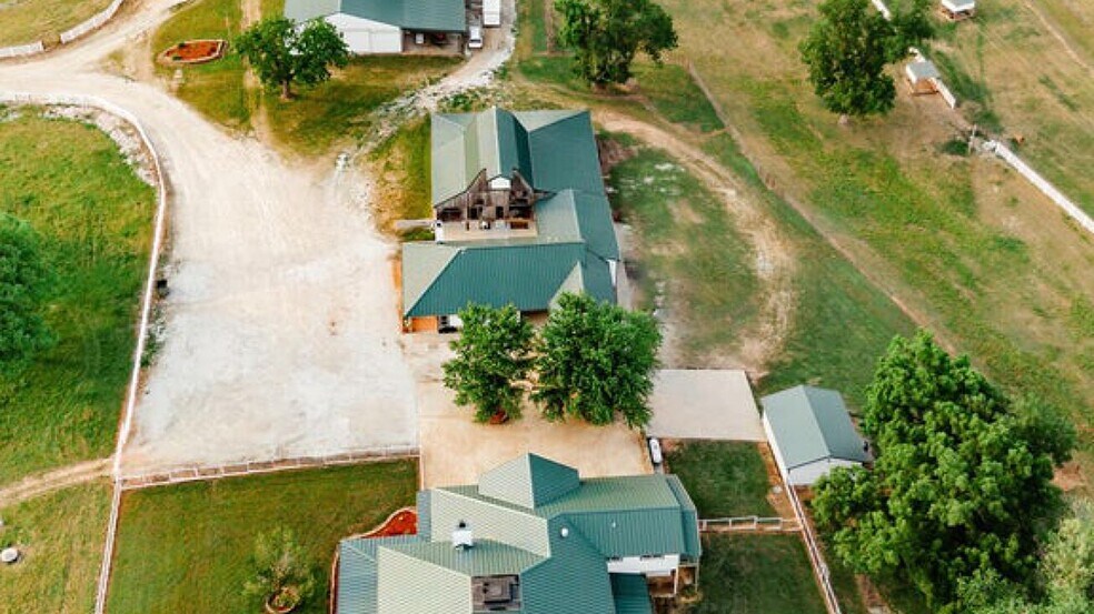 352 MO-245, Dadeville, MO à vendre - Photo de l’immeuble – Image 2 sur 126