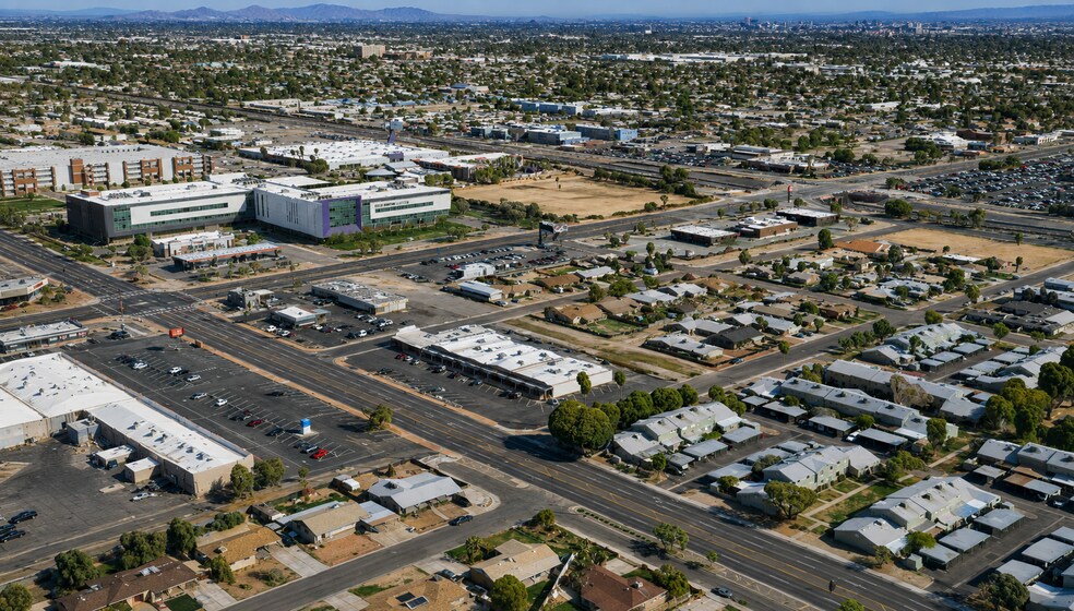 4803-4825 N 27th Ave, Phoenix, AZ à louer - Photo de l’immeuble – Image 2 sur 7