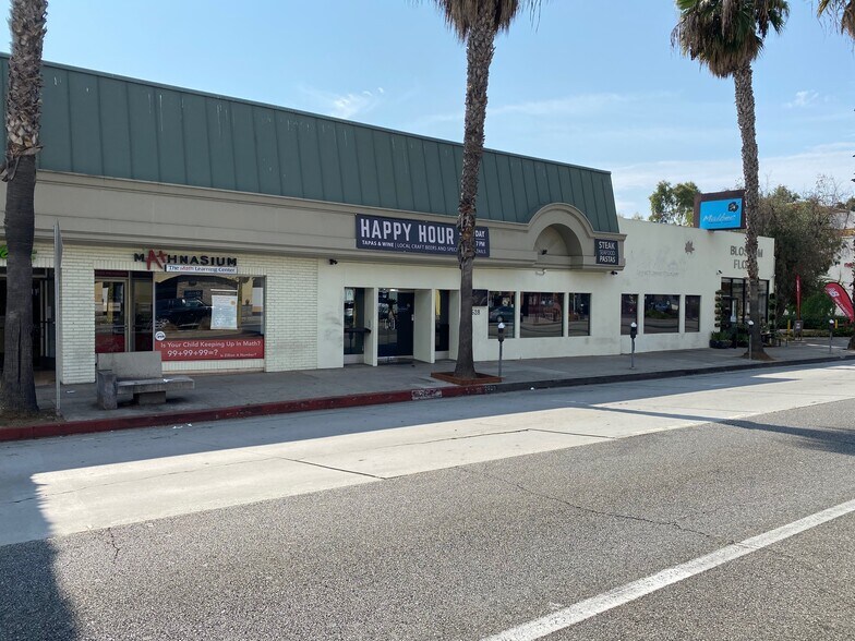 2624-2636 Wilshire Blvd, Santa Monica, CA à louer - Photo de l’immeuble – Image 2 sur 10