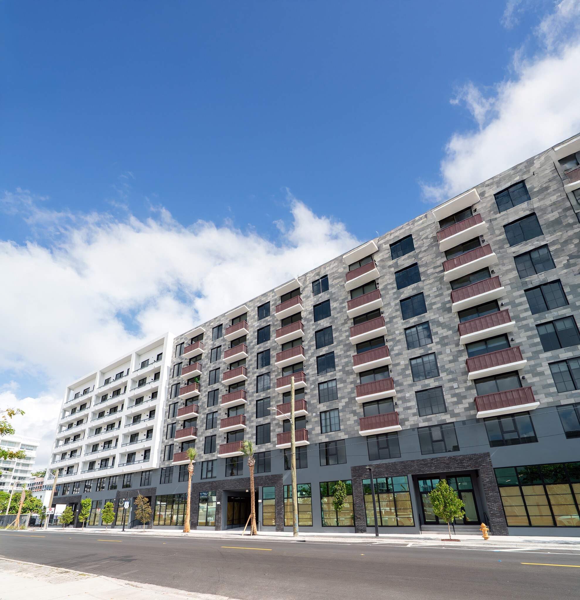 45 NE 27th St, Miami, FL à louer Photo principale– Image 1 sur 8