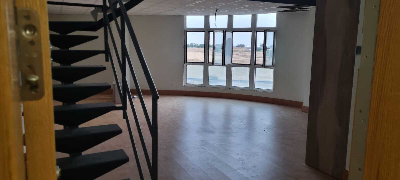 Bureau dans Griñón, Madrid à louer Plan d’étage– Image 1 sur 4