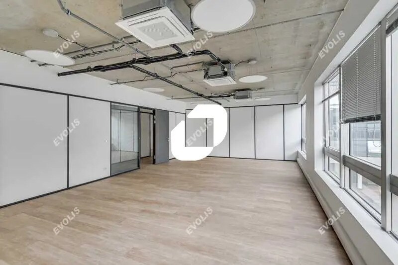 Bureau dans Saint-Ouen-sur-Seine à louer - Photo de l’immeuble – Image 2 sur 14