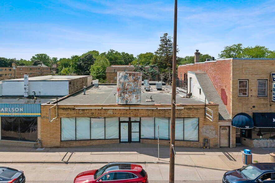 755 N Snelling Ave N, Saint Paul, MN à louer - Photo de l’immeuble – Image 3 sur 68