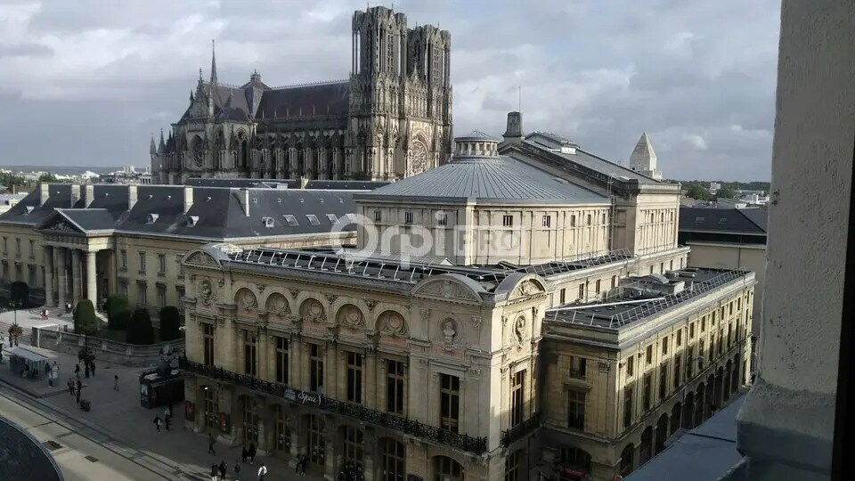 Bureau dans Reims à louer Photo de l’immeuble– Image 1 sur 6