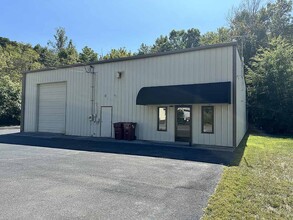 3307 Wayfield Dr, Johnson City, TN à louer Photo de l’immeuble– Image 2 sur 8