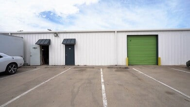 5051 David Strickland Rd, Fort Worth, TX à louer - Vidéo sur l’annonce professionnelle 