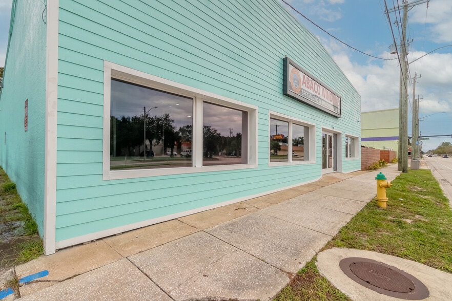 719 N Ridgewood Ave, Daytona Beach, FL à vendre - Photo de l’immeuble – Image 2 sur 37