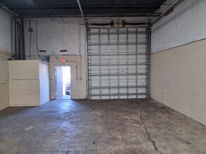1225 S Dixie Hwy, Pompano Beach, FL à louer Photo intérieure– Image 2 sur 2