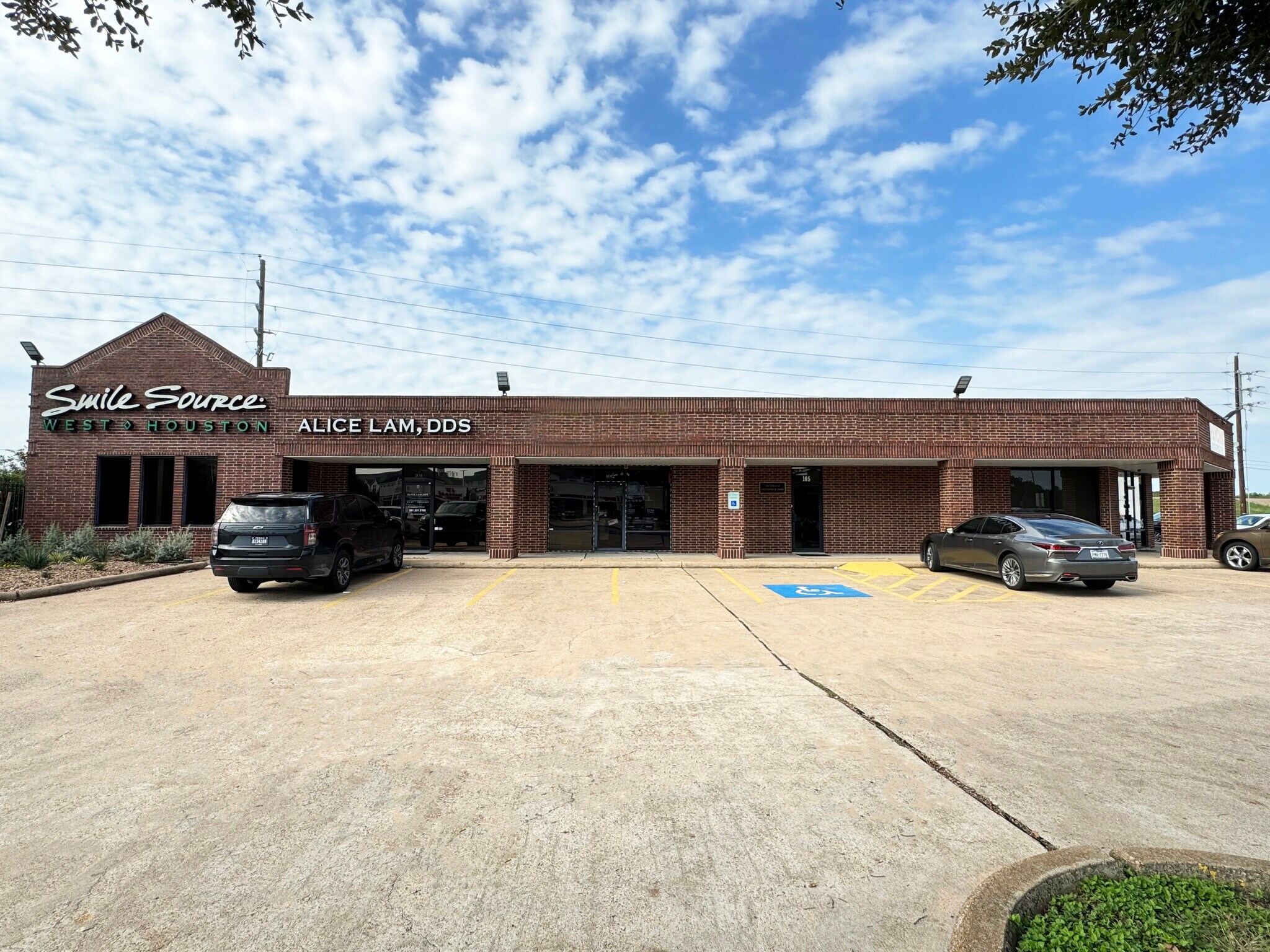 15300 Westheimer Rd, Houston, TX à louer Photo de l’immeuble– Image 1 sur 4