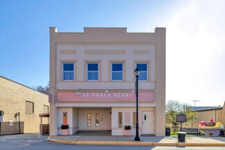 Plus de détails pour 807 Ligonier St, Latrobe, PA - Bureau à vendre