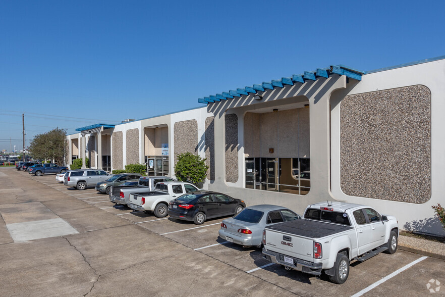 8901-8923 Knight Rd, Houston, TX à louer - Photo de l’immeuble – Image 2 sur 12