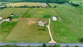 Plus de détails pour 12242 Ballerstedt Rd, Elgin, TX - Terrain à louer