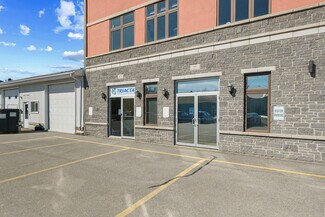 Plus de détails pour 100-130 Industrial Av, Carleton Place, ON - Local d'activités à louer