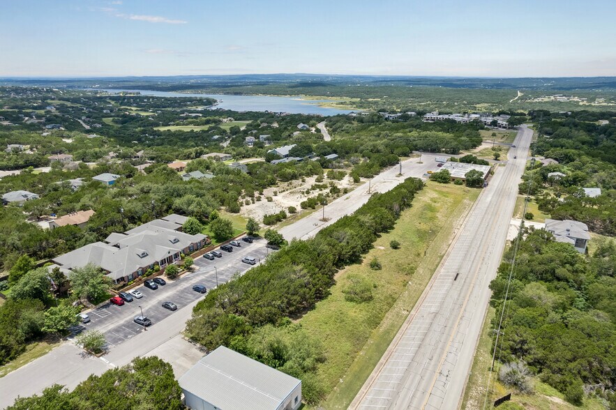 20701 Dawn Dr, Lago Vista, TX à vendre - Aérien – Image 1 sur 10