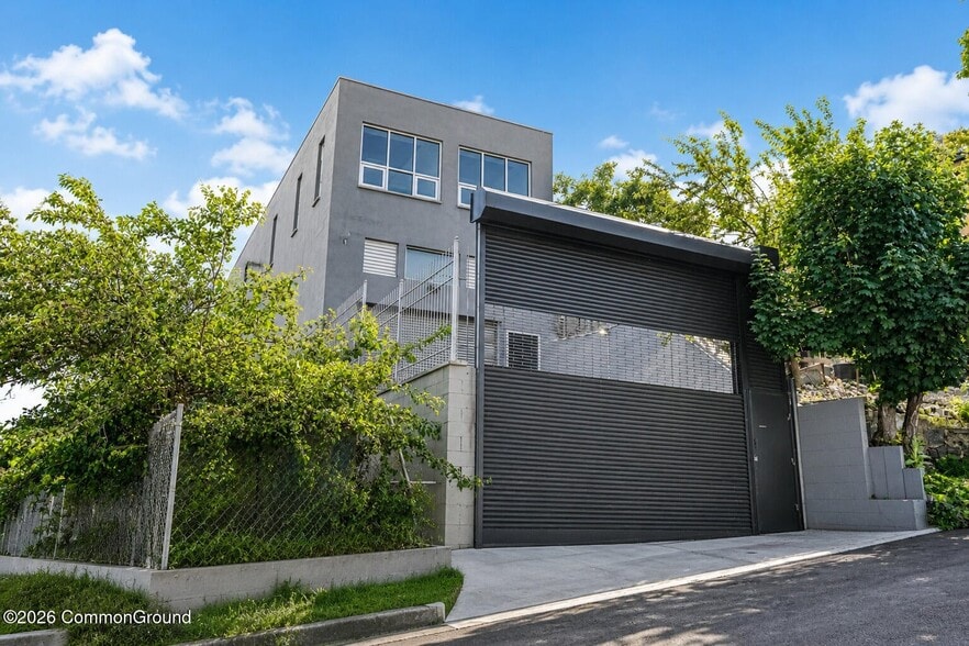 16 Concord Pl, Staten Island, NY à vendre - Photo de l’immeuble – Image 2 sur 26