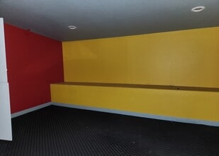 4390 W Tompkins Ave, Las Vegas, NV à louer Photo intérieure– Image 2 sur 7