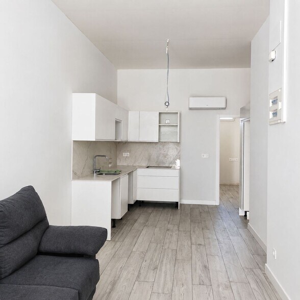 Immeuble residentiel dans Las Rozas de Madrid, Madrid à vendre - Photo intérieure – Image 1 sur 1