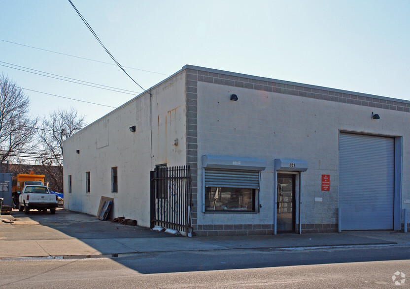 900-902 Long Island Ave, Deer Park, NY à louer - Photo de l’immeuble – Image 2 sur 2