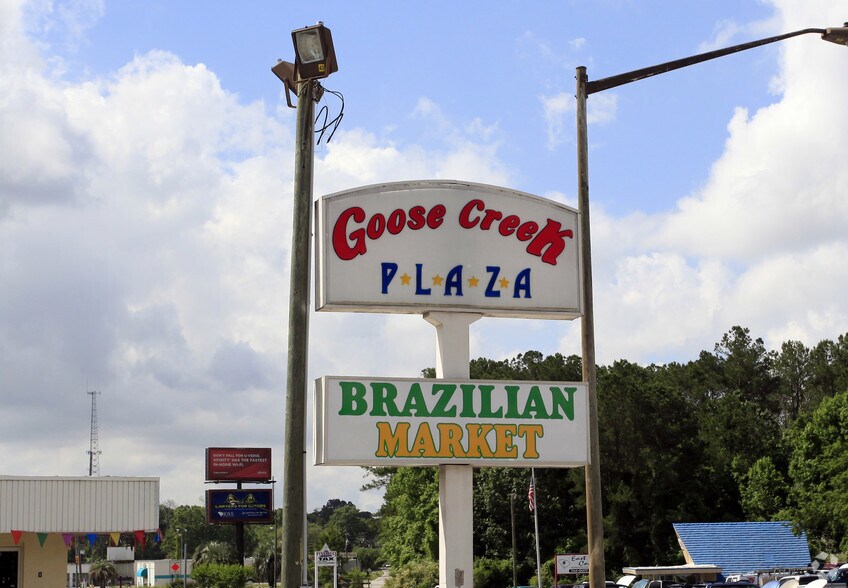 225 Red Bank Rd, Goose Creek, SC à louer - Photo de l’immeuble – Image 2 sur 3