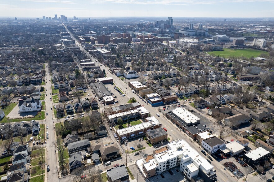 2465-2477 N High St, Columbus, OH à louer - Photo principale – Image 1 sur 9