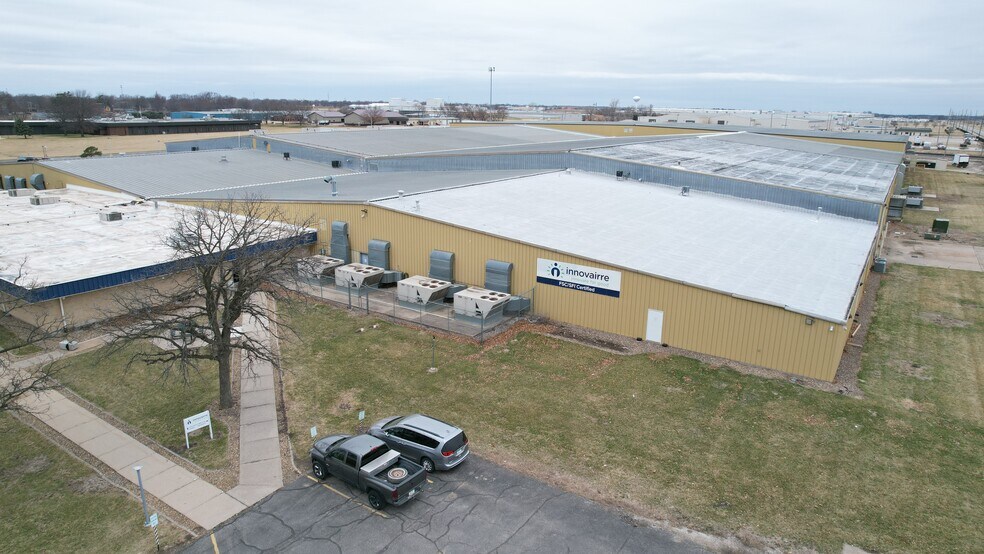 1805 E Washington St, Mount Pleasant, IA à vendre - Photo de l’immeuble – Image 2 sur 13
