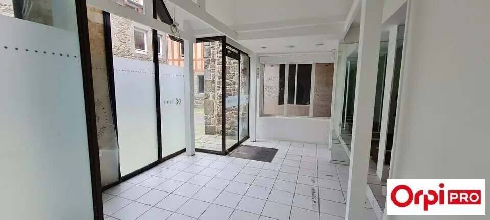 Local commercial dans Saint-Brieuc à louer - Photo intérieure – Image 3 sur 12