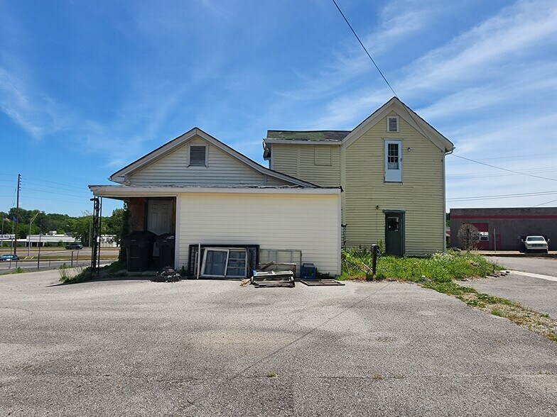 1204 S Main St, Columbia, TN à louer - Photo de l’immeuble – Image 2 sur 34