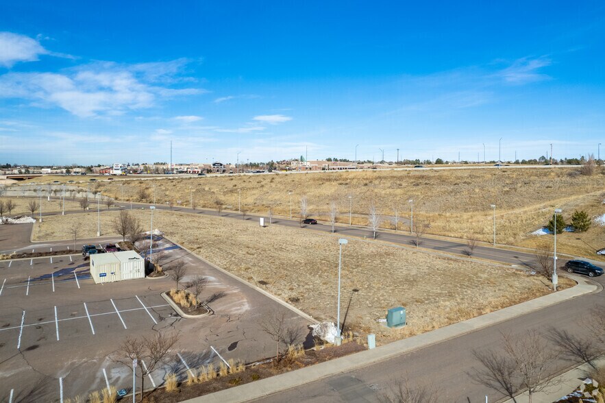 S Parker Rd, Aurora, CO à vendre - Photo de l’immeuble – Image 3 sur 6