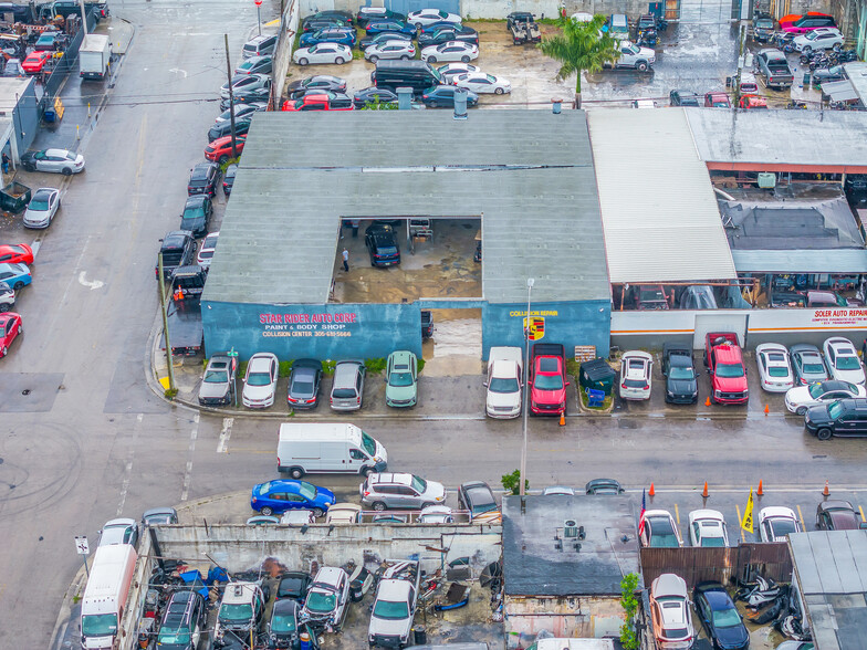 1025 E 45th St, Hialeah, FL à vendre - Photo de l’immeuble – Image 3 sur 37
