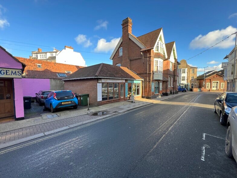 2B Mount St, Cromer à louer - Photo de l’immeuble – Image 2 sur 4
