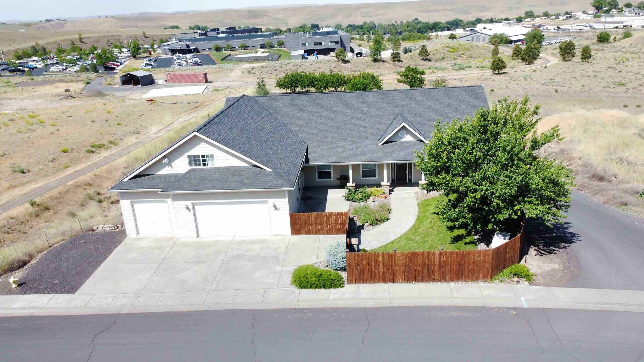 1745 SW 24th St, Pendleton, OR à vendre Photo de l’immeuble– Image 1 sur 16