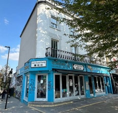27 Chalk Farm Rd, Londres à louer Photo de l’immeuble– Image 1 sur 1