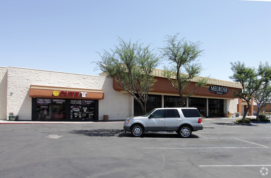 82152-82154 US Highway 111, Indio, CA à vendre - Photo de l’immeuble – Image 2 sur 3