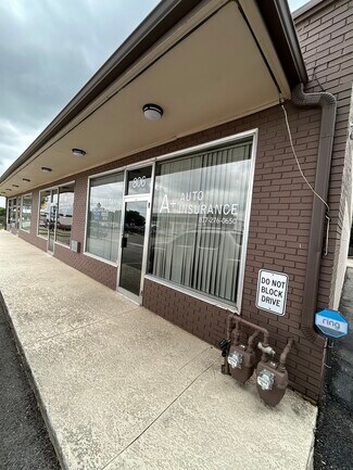 Plus de détails pour 806-812 E Abram St, Arlington, TX - Local commercial à louer