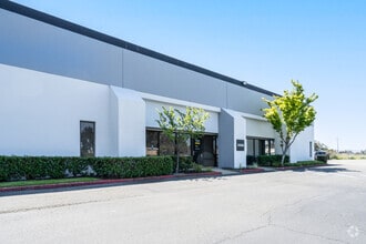 3582-3588 Arden Rd, Hayward, CA à louer Photo de l’immeuble– Image 2 sur 25